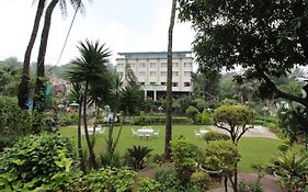 Hotel Hillock